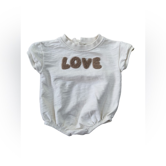 Grayson Mini Size 0-3 Months Love Embroidered Bubble Roper - Picture 1 of 7